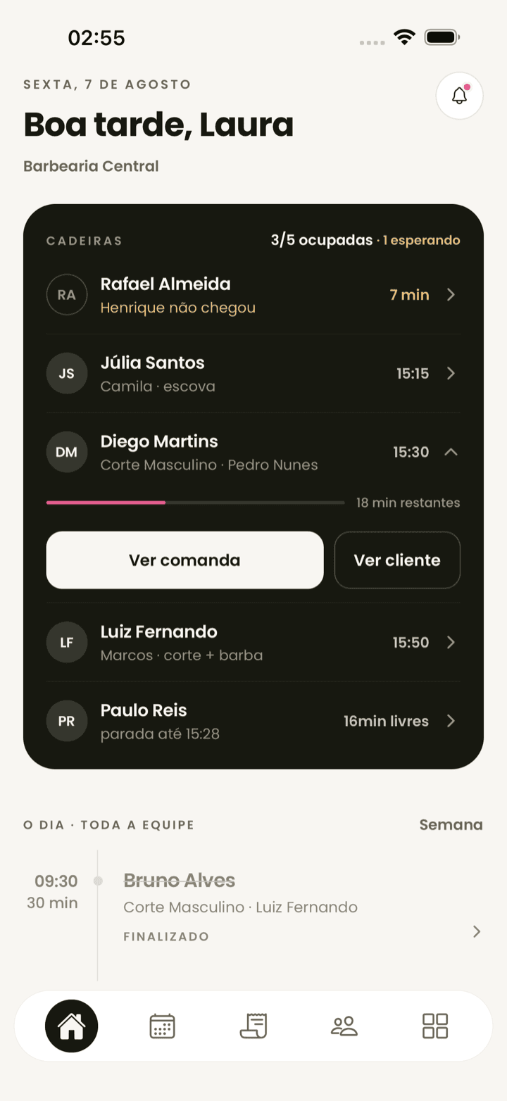 Tela inicial do app da Flowo com os atendimentos do dia